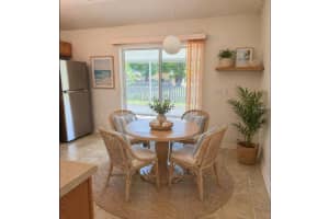 910 BRENTON LEAF DR, RUSKIN, FL 33570 - MLS#MFRTB8501817