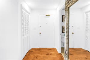 1 BEACH DRIVE, ST PETERSBURG, FL 33701 - MLS#MFRTB8501895