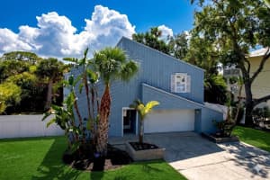 105 PETERSON LANE, PALM HARBOR, FL 34683 - MLS#MFRTB8501897