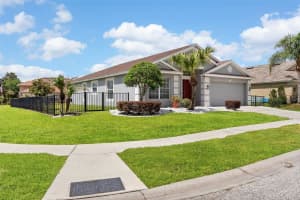 7619 CRESCENT PALM DRIVE, WESLEY CHAPEL, FL 33545 - MLS#MFRTB8501900