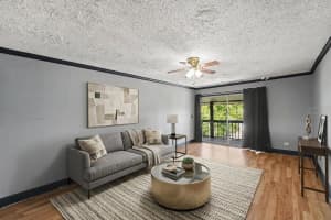 6308 NEWTOWN CIRCLE, TAMPA, FL 33615 - MLS#MFRTB8501942