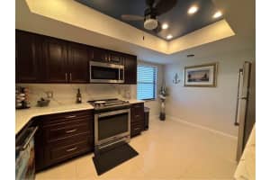 700 STARKEY ROAD, LARGO, FL 33771 - MLS#MFRTB8501990