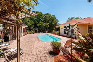 6737 MANGO AVENUE, ST PETERSBURG, FL 33707 - MLS#MFRTB8502015