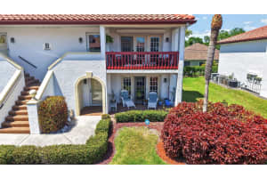 10550 VILLAGE DRIVE, SEMINOLE, FL 33772 - MLS#MFRTB8502062