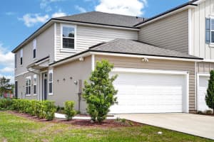 336 Redbud Rd, PALM COAST