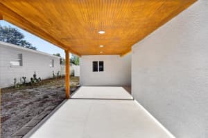 4005 HENRY AVENUE, TAMPA, FL 33610 - MLS#MFRTB8502112