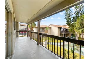 6336 NEWTOWN CIRCLE, TAMPA, FL 33615 - MLS#MFRTB8502174