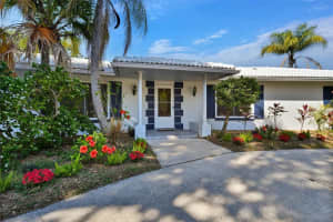 1667 Bravo Dr, CLEARWATER