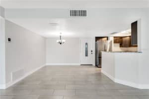 450 TREASURE ISLAND CAUSEWAY, TREASURE ISLAND, FL 33706 - MLS#MFRTB8502235