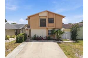 5108 SPICEWOOD COURT, TAMPA, FL 33624 - MLS#MFRTB8502259