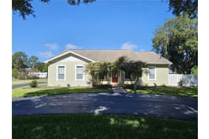 1401 Lindsey Rd, PLANT CITY
