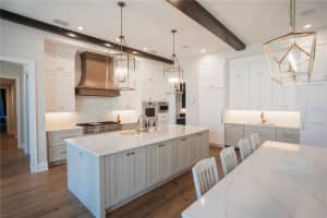 4402 BEACH PARK DRIVE, TAMPA, FL 33609 - MLS#MFRTB8502326