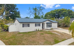 2310 KNOLLWOOD PLACE, TAMPA, FL 33604 - MLS#MFRTB8502376