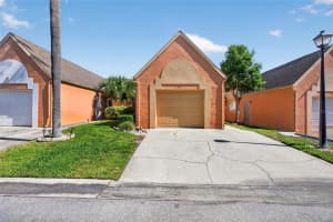 14617 Loridawn Dr #8, SEMINOLE