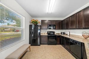 824 ASHENTREE DRIVE, PLANT CITY, FL 33563 - MLS#MFRTB8502471