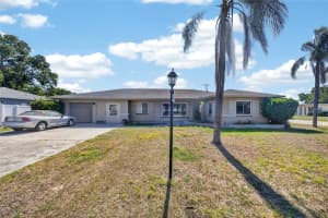 219 S Saturn Ave, CLEARWATER