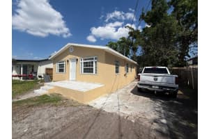 7211 HIMES AVENUE, TAMPA, FL 33614 - MLS#MFRTB8502512