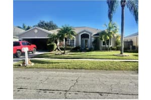 8611 Brookway Cir, TAMPA