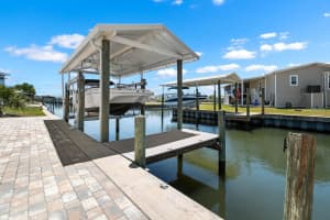 164 SAINT THOMAS CIRCLE, APOLLO BEACH, FL 33572 - MLS#MFRTB8502543