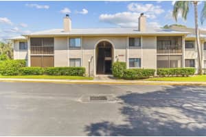 2087 HUNTERS GLEN DRIVE, DUNEDIN, FL 34698 - MLS#MFRTB8502547