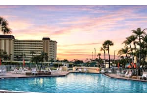 4550 COVE CIRCLE, ST PETERSBURG, FL 33708 - MLS#MFRTB8502557