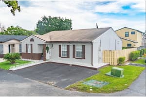8419 NW 193RD LN, HIALEAH, FL 33015 - MLS#MFRTB8502591