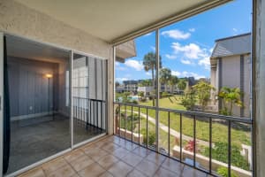 8693 BARDMOOR BOULEVARD, SEMINOLE, FL 33777 - MLS#MFRTB8502613