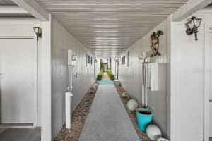 500 PARK BOULEVARD, VENICE, FL 34285 - MLS#MFRTB8502636