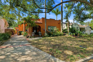 3318 W Palmira Ave, TAMPA