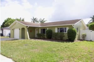 4212 GRAY SQUIRREL LANE, NEW PORT RICHEY, FL 34653 - MLS#MFRTB8502855