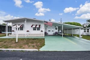 7048 El Meyers St, ZEPHYRHILLS