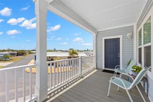 563 MOUNT PINEY AVENUE, ST PETERSBURG, FL 33702 - MLS#MFRTB8502882