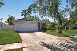 5810 Venetian Blvd Ne, ST PETERSBURG
