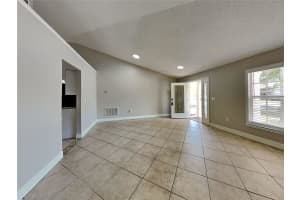 MLS# MFRTB8502986, Valrico, Florida 33594