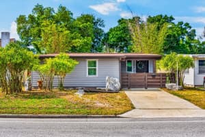 4950 30th Ave N, ST PETERSBURG