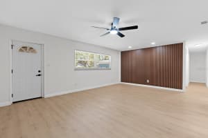 207 BOUGAINVILLEA AVENUE, TAMPA, FL 33612 - MLS#MFRTB8503003