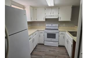 2031 PINE CHACE COURT, TAMPA, FL 33613 - MLS#MFRTB8503023