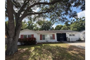 104 N Orion Ave, CLEARWATER
