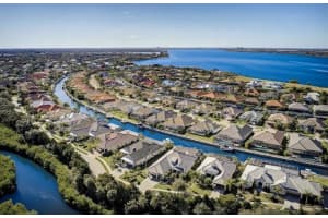 548 Regatta Way, BRADENTON