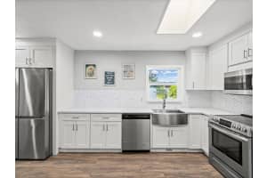 7910 POCAHONTAS AVENUE, TAMPA, FL 33615 - MLS#MFRTB8503193