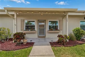 10780 43rd St N #707, CLEARWATER