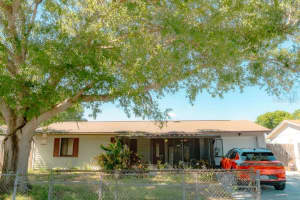 8204 Trammell Trl, TAMPA