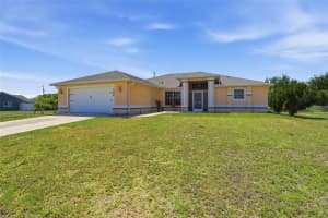 928 Nw 5th Pl, CAPE CORAL