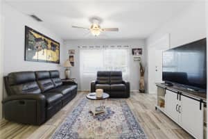 10801 W ELBOW DR, TAMPA, FL 33612 - MLS#MFRTB8503428