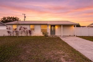306 Flamingo Dr, APOLLO BEACH