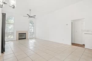2429 W Cedar Trace Dr, JACKSONVILLE