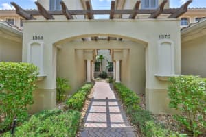 1368 EMERALD DUNES DRIVE, SUN CITY CENTER, FL 33573 - MLS#MFRTB8503526