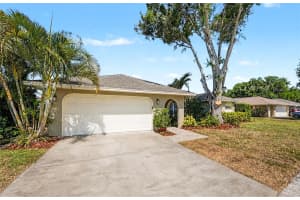 10392 136TH STREET, LARGO, FL 33774 - MLS#MFRTB8503593