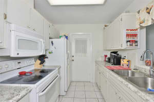 700 RUTGERS PLACE, SUN CITY CENTER, FL 33573 - MLS#MFRTB8503707