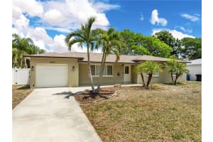 5965 15th St N, ST PETERSBURG